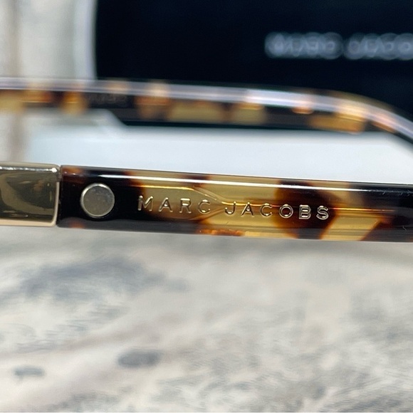 Marc Jacobs eyeglasses - Picture 4 of 7
